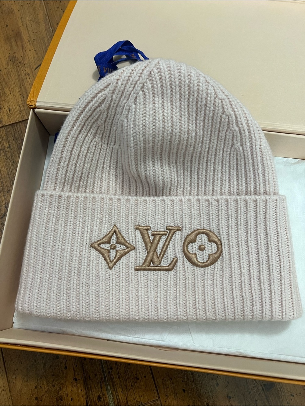Louis Vuitton headline beanie